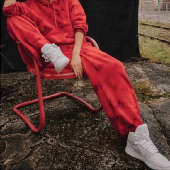 Nike Air Jordan (Her)itage Crimson Fleece Tie Dye Printed Wide Leg Sweatpants - Picture 3 of 16